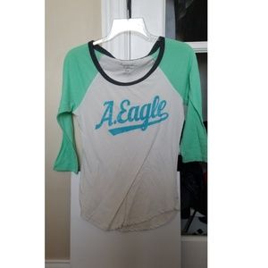 Half sleeve baseball tee